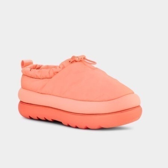 UGG Shoes - Ugg Maxi Clog women size 6